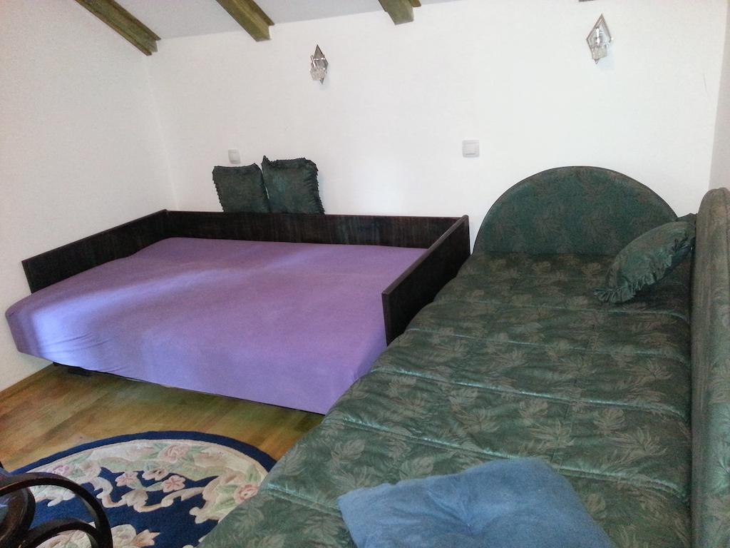 Guesthouse Bajka Vinci 외부 사진
